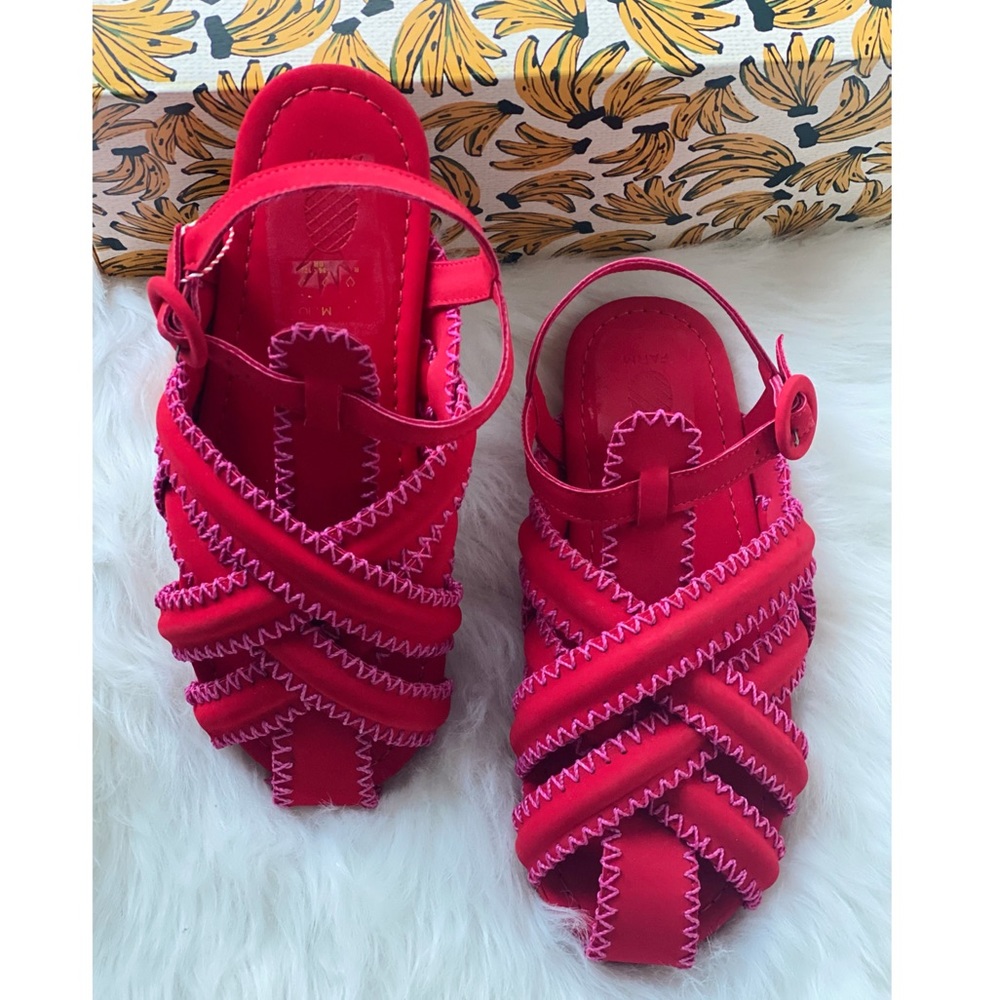 FARM Rio Red Zigzag Sandals - Picture 5 of 12